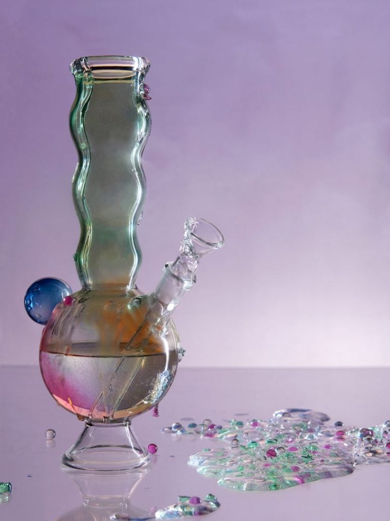 Is It Illegal To Buy a Bong Online